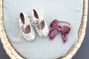 Everly Flats - Vintage Lady