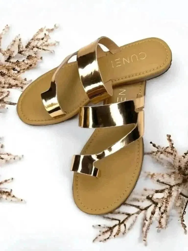 Golden Cloak Flats