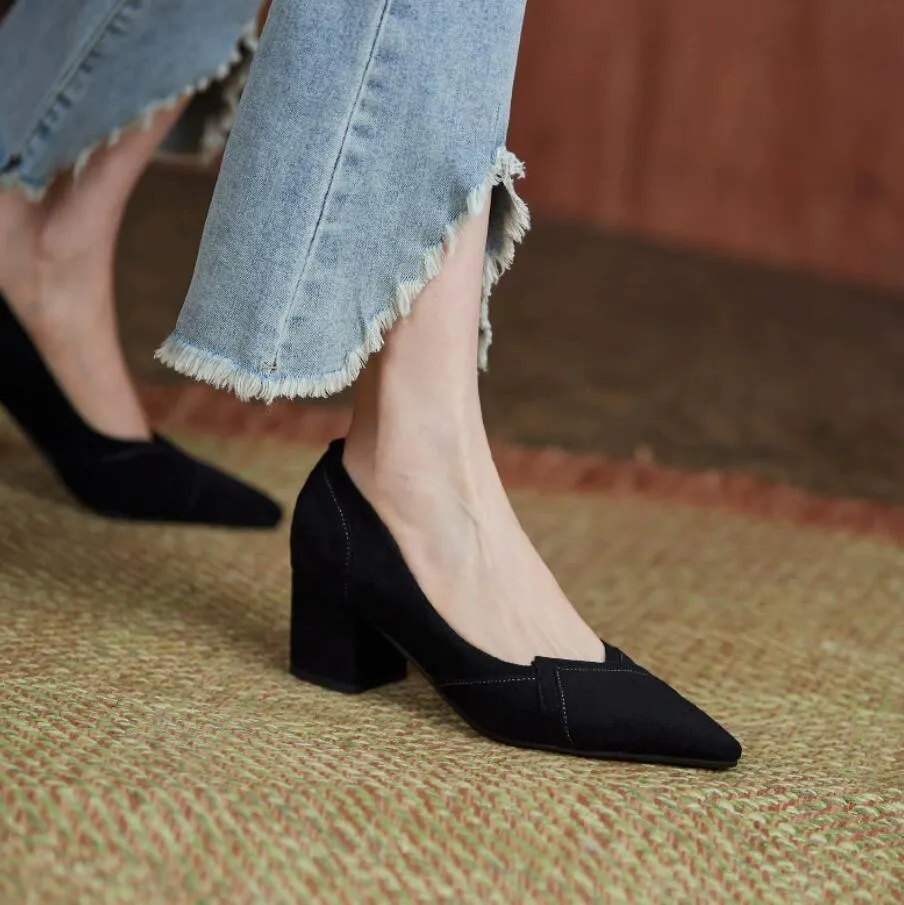 Petite Feet Women's Pointed Block Mid Heel Pumps MS211