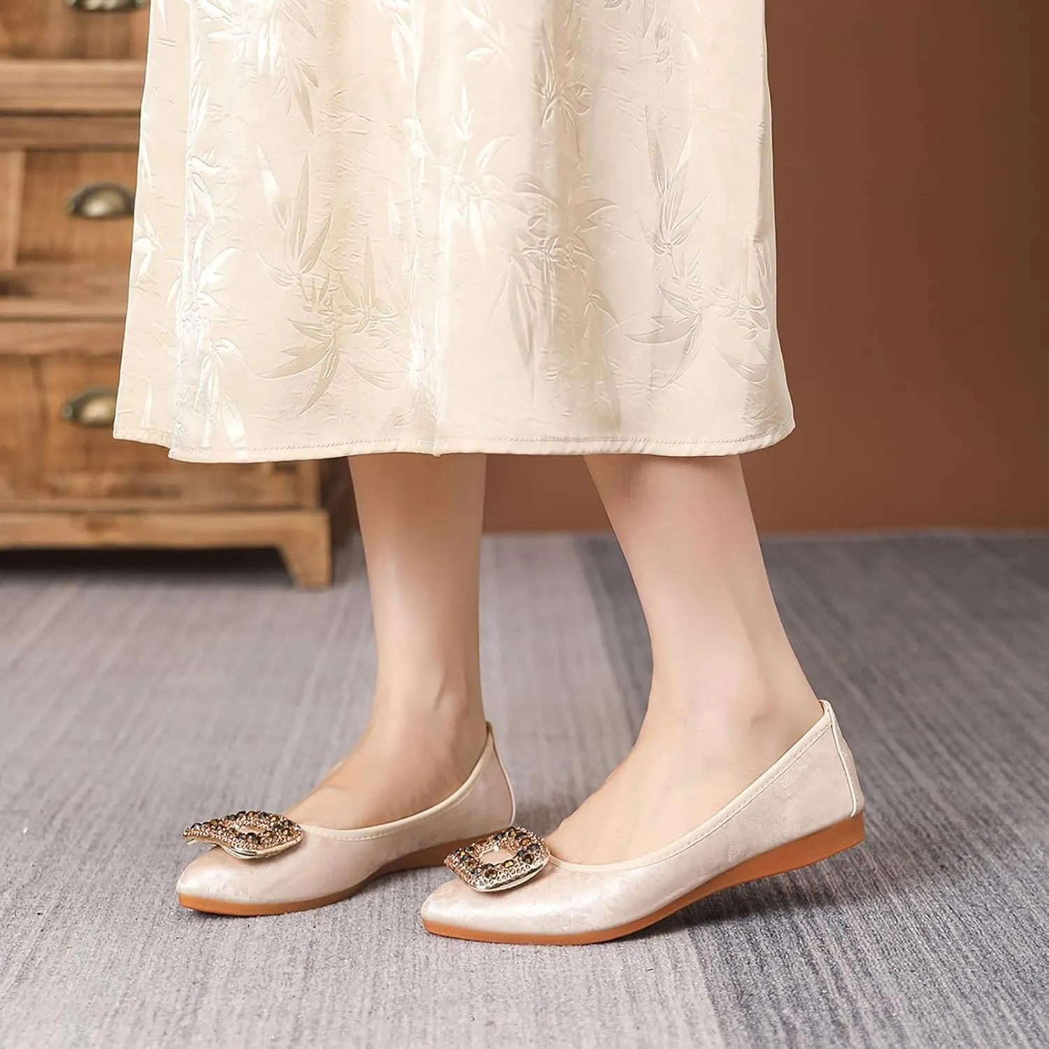 Women's Flats, Foldable Ballet Flats for Women, Sparkly Rhinestone Buckle Pointed Toe Comfort Light Weight Slip-On Dress Shoes