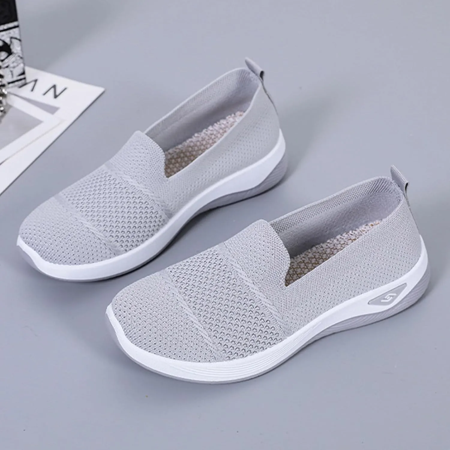 Women's Mesh Flats Shoes Breathable Slip on Shoes Casual Comfort Shoe Plus Size Trendy Shoes Walking Flats Shoe